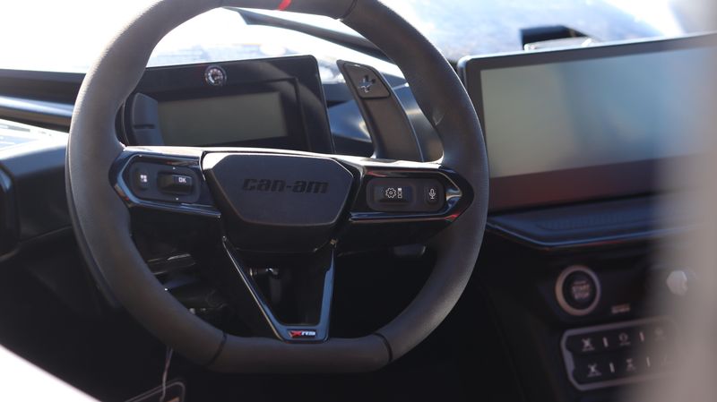 NEW 2026 CAN-AM MAVERICK R MAX X RS 999T DCT Image 11