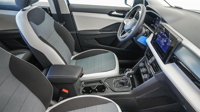 New 2025 Volkswagen Taos 1.5T SImage 17