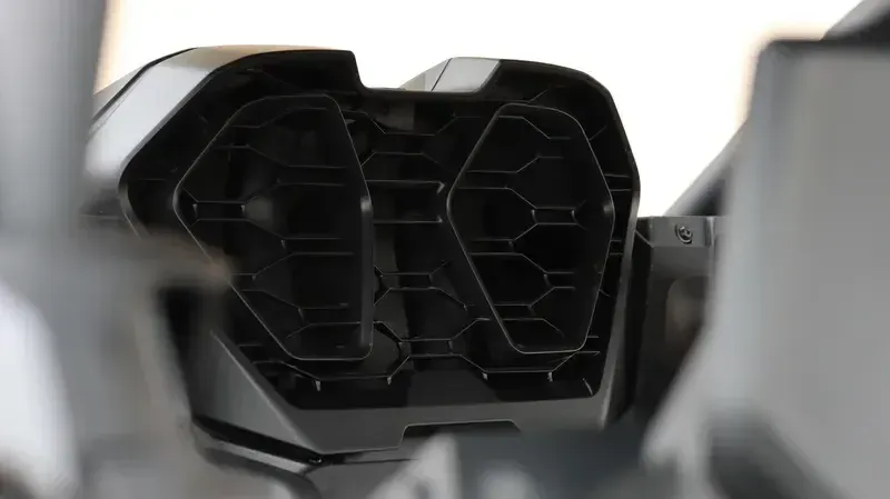 NEW 2026 CAN-AM MAVERICK R MAX X RS 999T DCT Image 12