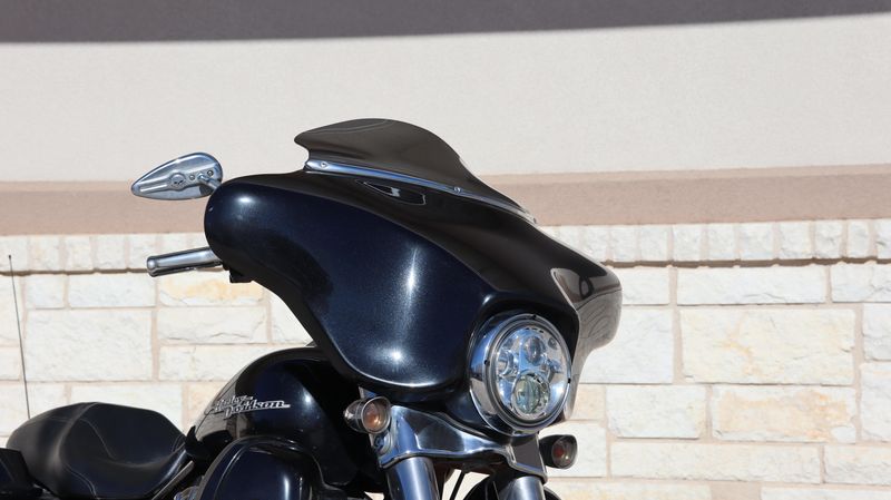 2013 HARLEY Street Glide BaseImage 3