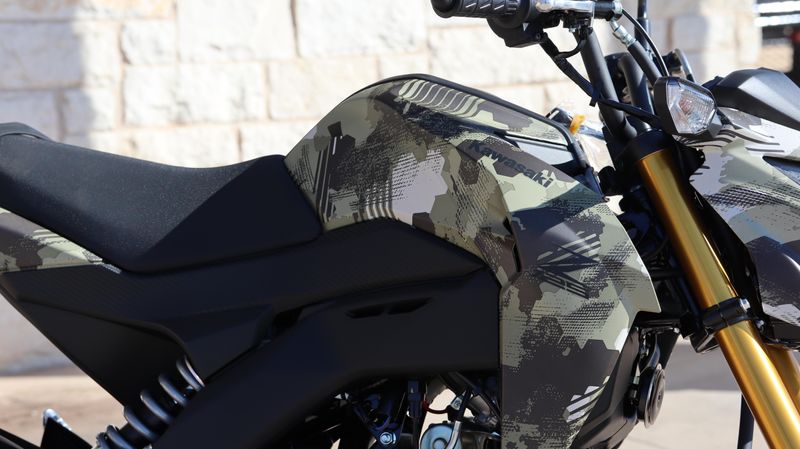 2025 Kawasaki Z125 PRO CYPHER CAMO TAN Image 12