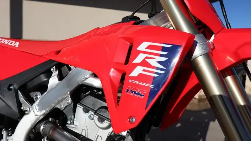 NEW 2026 HONDA CRF250R Image 13