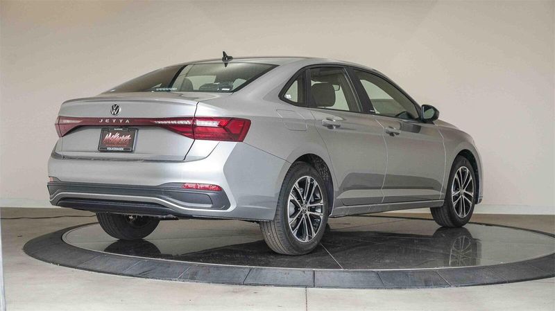 New 2025 Volkswagen Jetta 1.5T SportImage 4