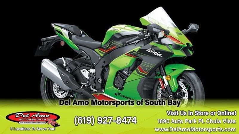 2024 Kawasaki ZX1002LRFBL-GN2  in a LIME GREEN/PEARL CRYSTAL WHITE/BLUE exterior color. Del Amo Motorsports of South Bay (619) 547-1937 delamomotorsports.com 