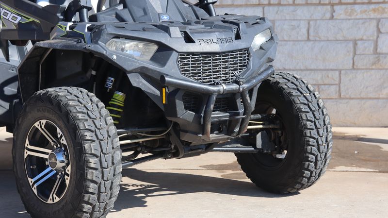 2017 Polaris ACE 900 XC MATTE SILVER PEARL Image 2