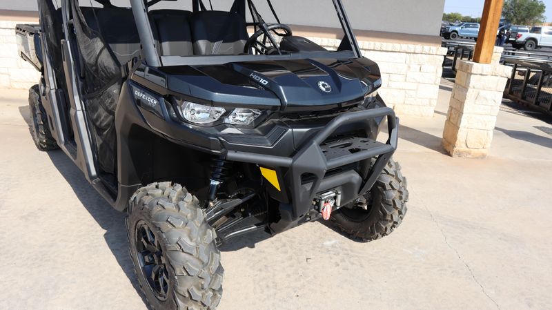 2025 Can-Am DEFENDER XT HD10 STEALTH BLACKImage 8