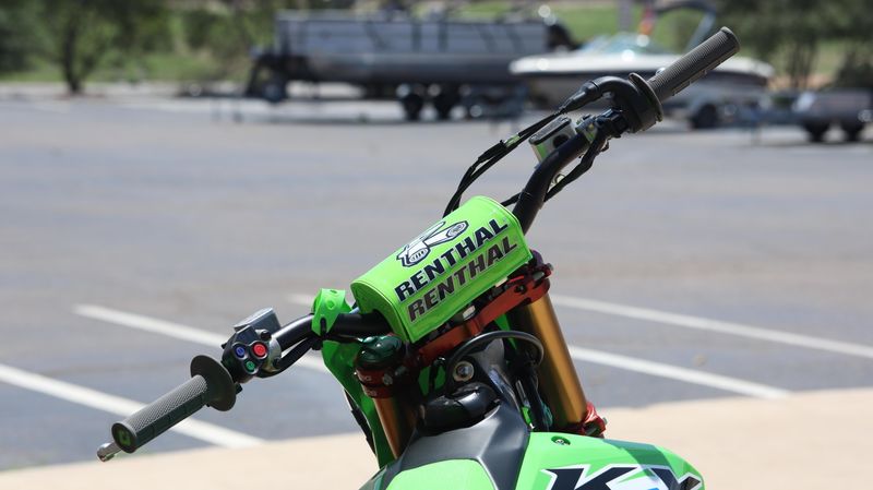 2025 Kawasaki KX450SR LIME GREEN Image 19
