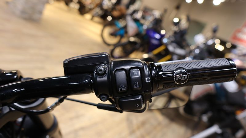 2012 HARLEY VRSC Night Rod Special Image 12