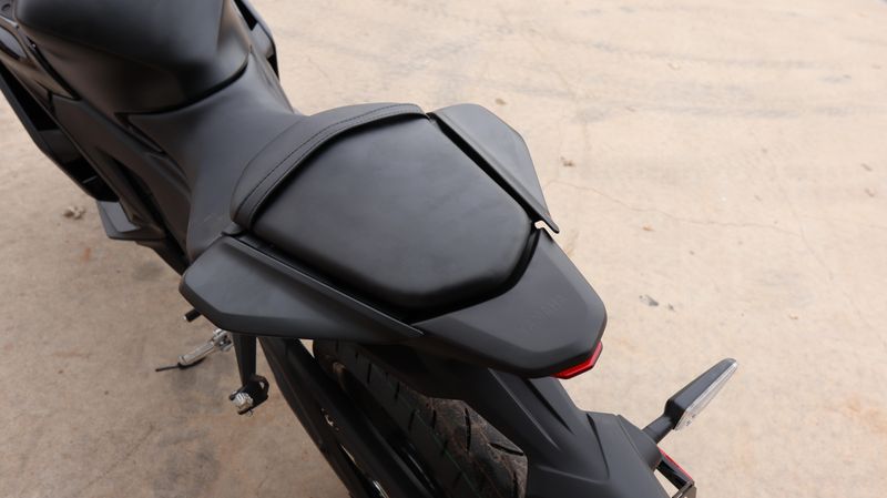 NEW 2026 YAMAHA YZFR3 ABS Image 7