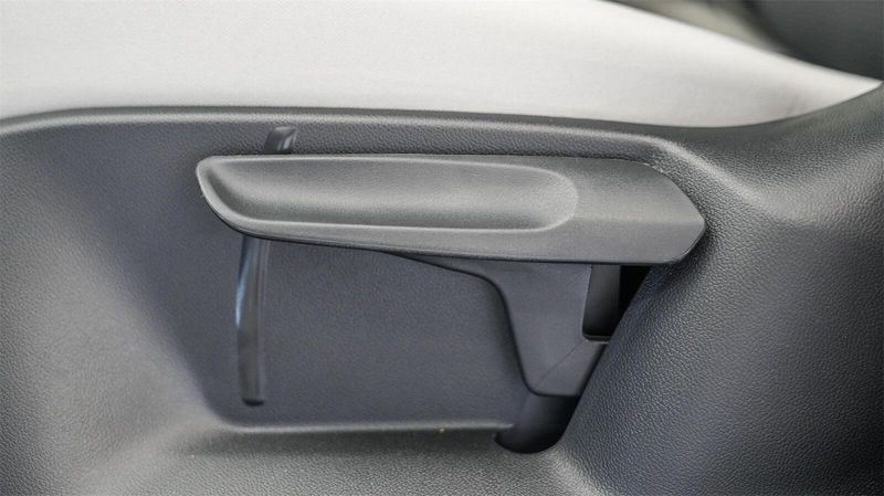 New 2025 Volkswagen Taos 1.5T SImage 22