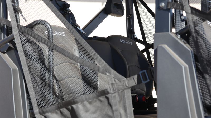 2025 Polaris RANGER CREW XP 1000 PREMIUM STEALTH GRAY Image 9