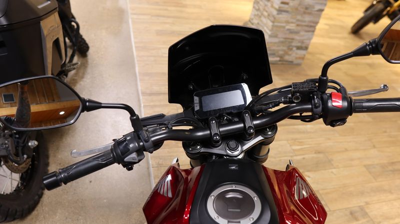 2019 Honda CB300R ABS Image 12