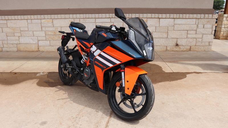 2024 KTM RC 390 Image 1