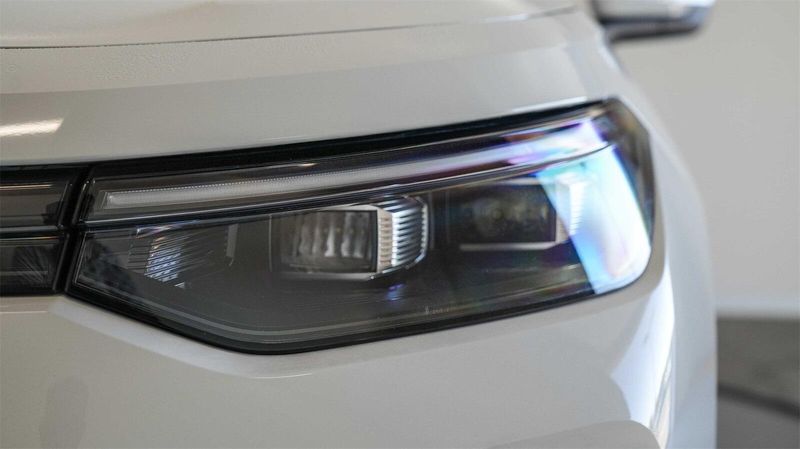 New 2025 Volkswagen Tiguan 2.0T SEImage 7