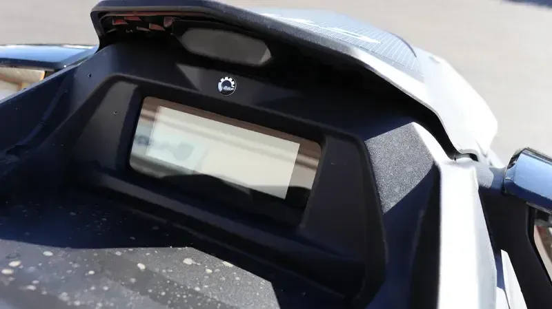 2025 SEADOO GTI SE 130 WITH SOUND SYSTEM IDF MIDNIGHT PURPLE Image 5