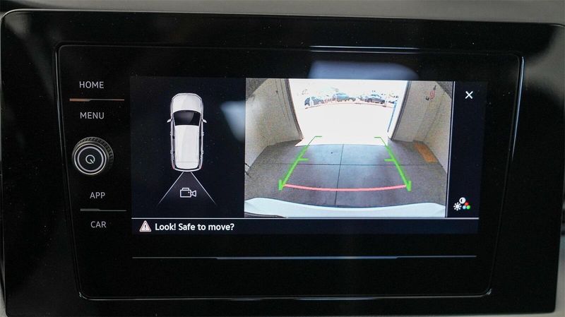 New 2025 Volkswagen Taos 1.5T SImage 24