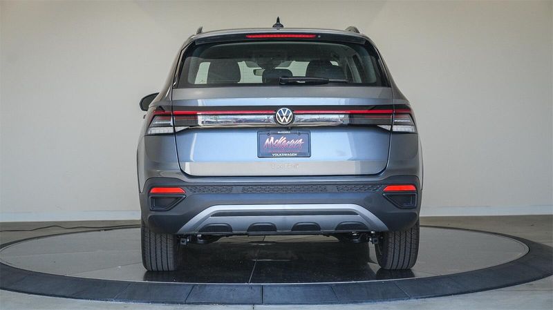 New 2025 Volkswagen Taos 1.5T SImage 3