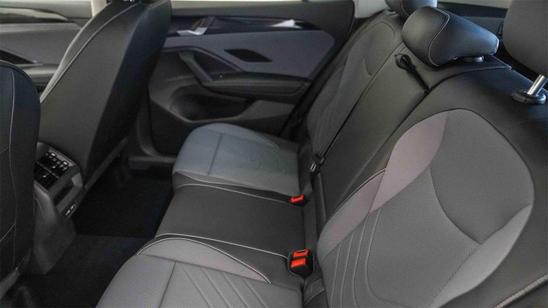 New 2025 Volkswagen Tiguan 2.0T SEImage 18