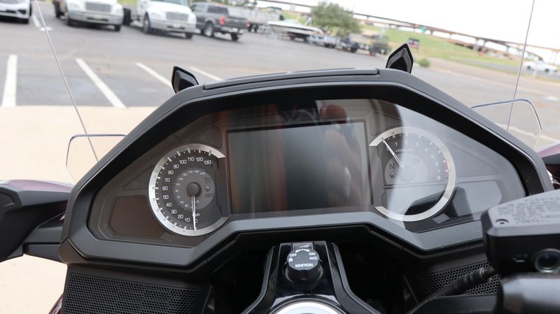 New 2025 Honda GOLD WING TOUR 50TH ANNIVERSARY Image 17