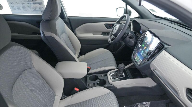 2025 Subaru Forester Hybrid PremiumImage 17