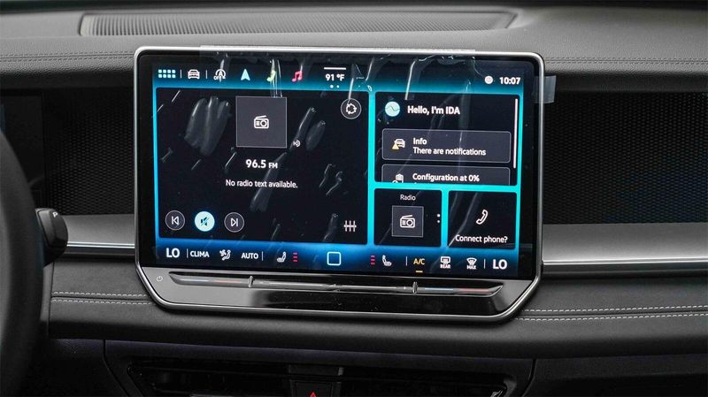 New 2025 Volkswagen Tiguan 2.0T SEImage 15
