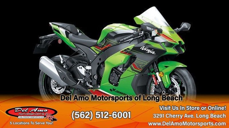 2024 Kawasaki ZX1002LRFBL-GN2  in a LIME GREEN/PEARL CRYSTAL WHITE/BLUE exterior color. Del Amo Motorsports of Long Beach (562) 362-3160 delamomotorsports.com 