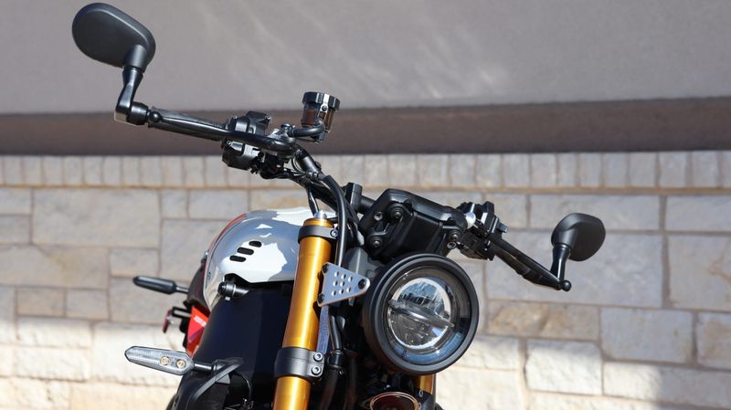 NEW 2026 YAMAHA XSR900 Image 5