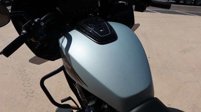 New 2025 Indian Motorcycle CHALLENGER DARK HORSE WTIH 112CR  RIDER ASSIST PACKAGE  POWERBAND AUDIO Image 17