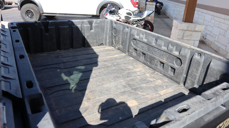 2023 Can-Am SSV DEF MAX TEX CAB 65 HD10 BK 23 Limited HD10 Image 18