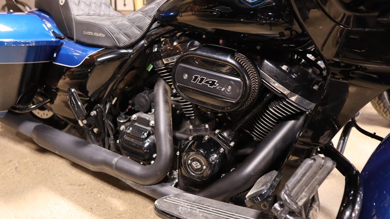 2022 HARLEY Road Glide Special Image 3
