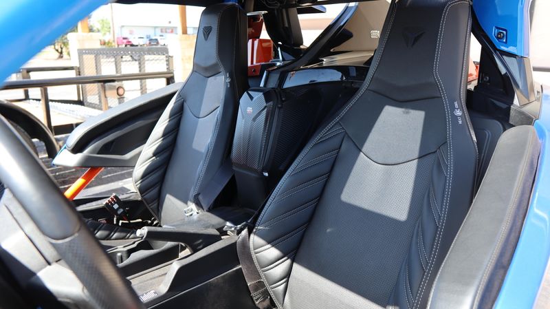 Used 2024 Polaris SLINGSHOT R MANUAL Image 12