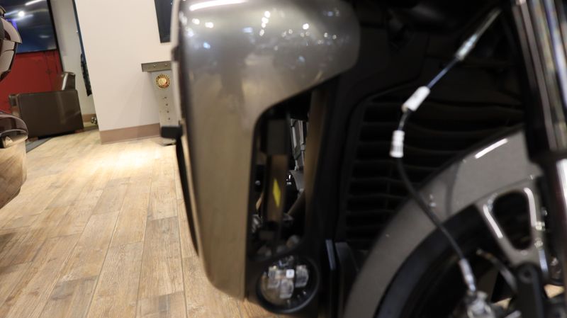 2025 Indian Motorcycle PURSUIT DARK HORSE HEAVY METAL Image 5
