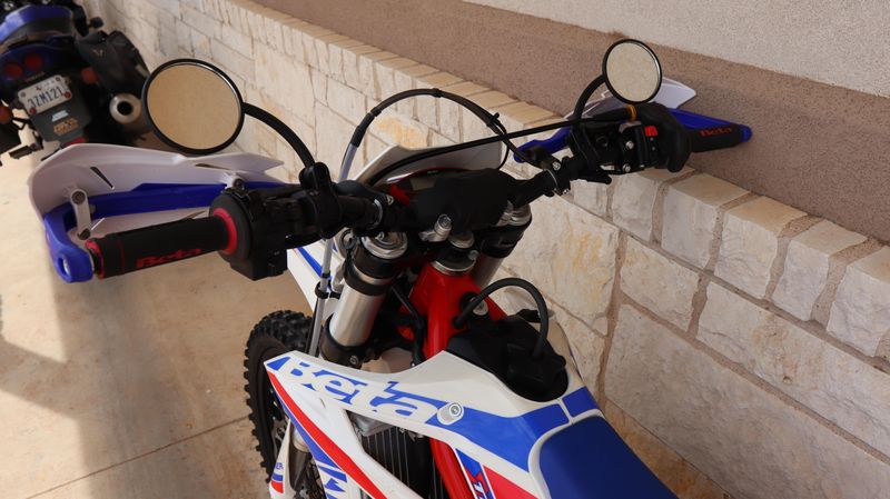 2022 BETA Xtrainer 300 Image 5