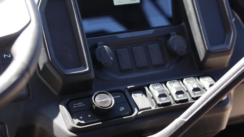 NEW 2026 CFMOTO UFORCE U10 PRO Image 7