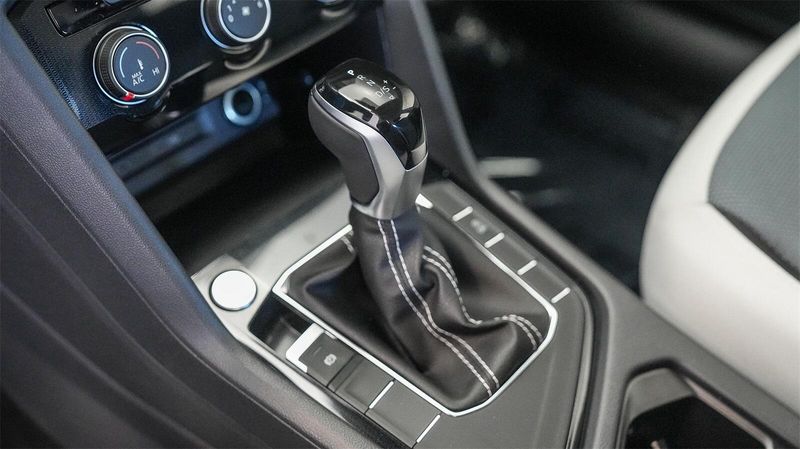 New 2025 Volkswagen Taos 1.5T SImage 20