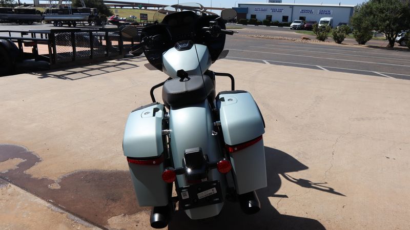 New 2025 Indian Motorcycle CHALLENGER DARK HORSE WTIH 112CR  RIDER ASSIST PACKAGE  POWERBAND AUDIO Image 5