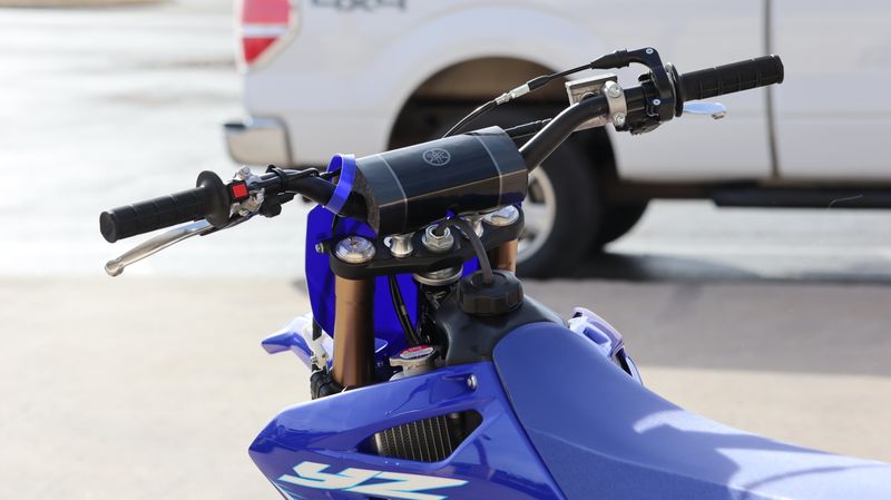 New 2026 Yamaha YZ85LW TEAM BLUE Image 5