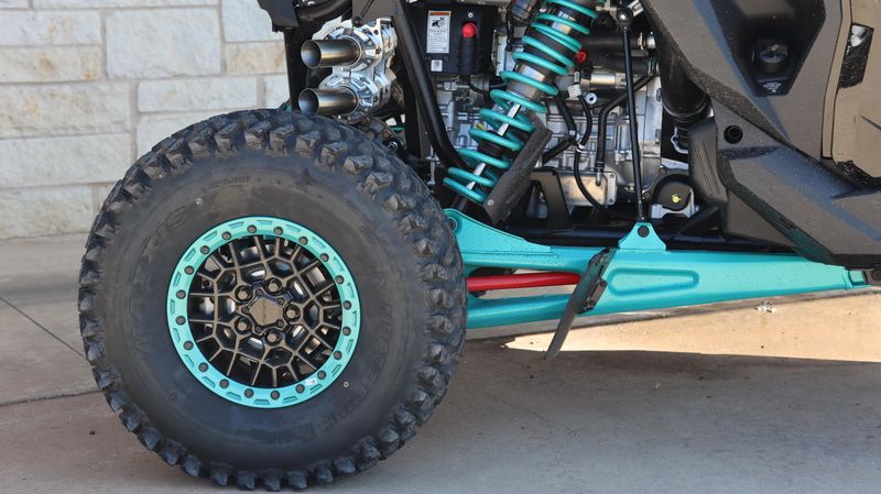 New 2025 Polaris RZR PRO R 4 ULTIMATE BLACK CRYSTAL AND RADIANT GREEN Image 14