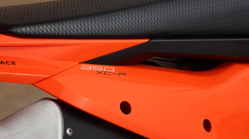 NEW 2025 KTM 350 XCF Image 8