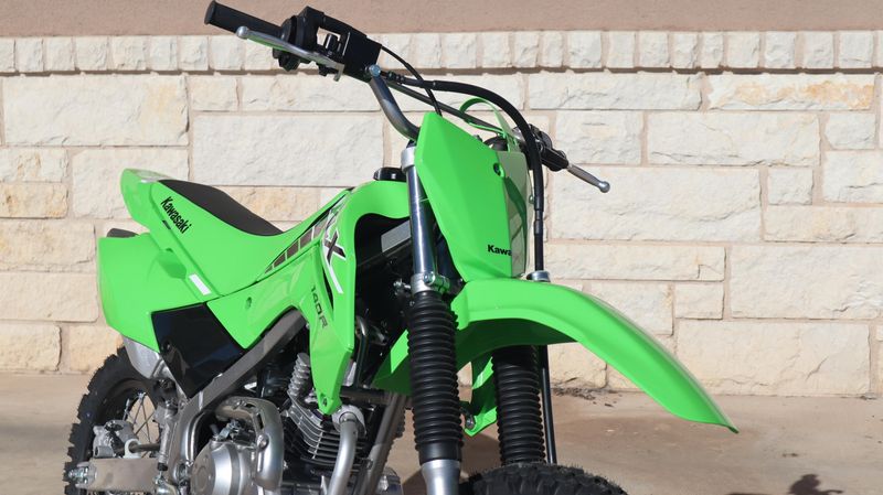 2025 Kawasaki KLX140RImage 2