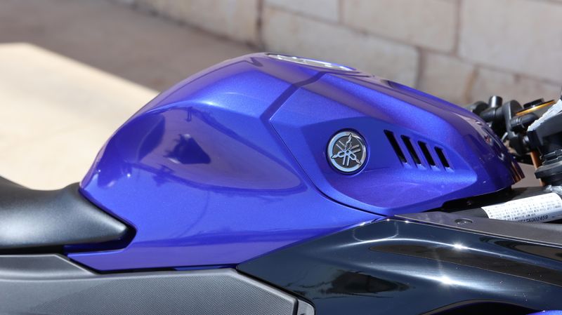 2025 Yamaha YZFR3 ABS TEAM BLUE Image 20