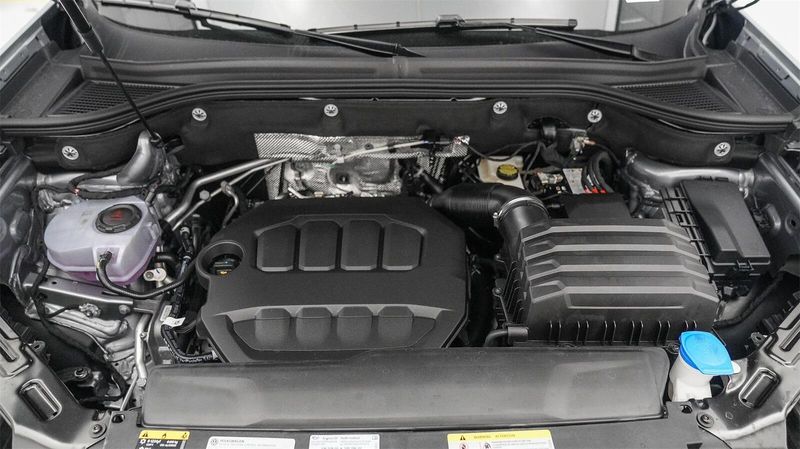 New 2025 Volkswagen Atlas 2.0T SELImage 12