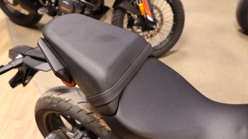 2019 Honda CB300R ABS Image 6