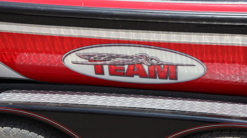 2005 SKEETER ZX225 Image 2