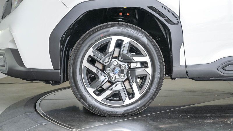2025 Subaru Forester Hybrid PremiumImage 10