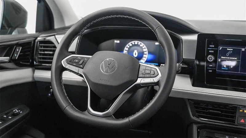 New 2025 Volkswagen Taos 1.5T SImage 16