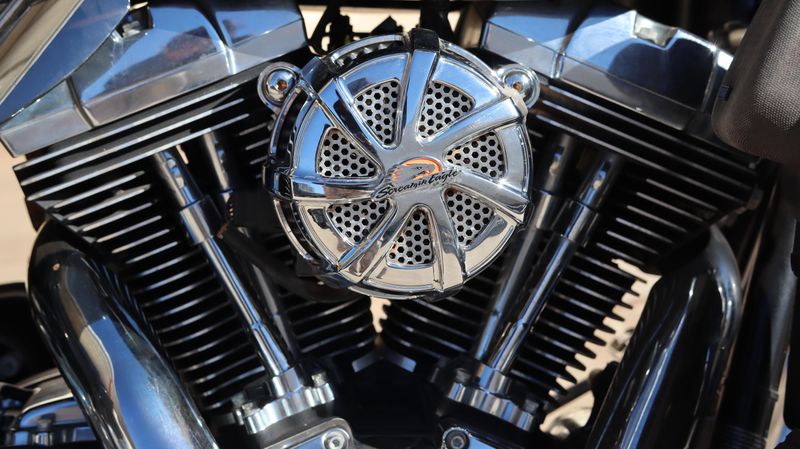 2013 HARLEY Street Glide BaseImage 4