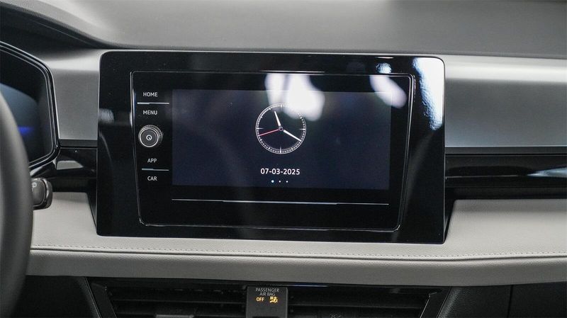 New 2025 Volkswagen Taos 1.5T SImage 15