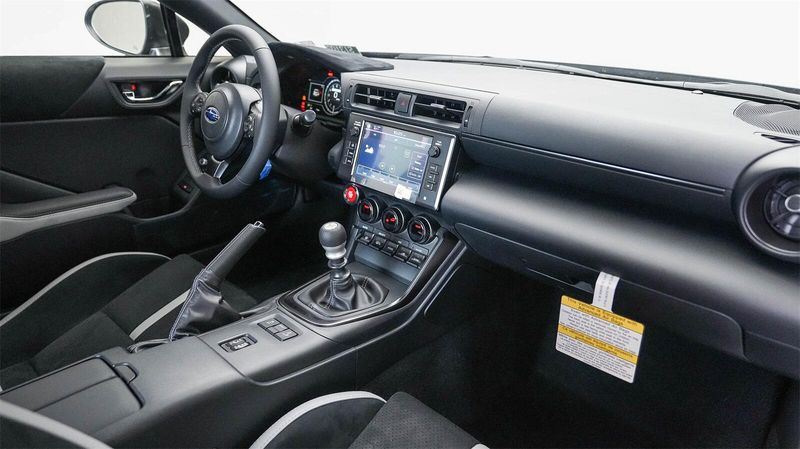 2025 Subaru BRZ Image 17