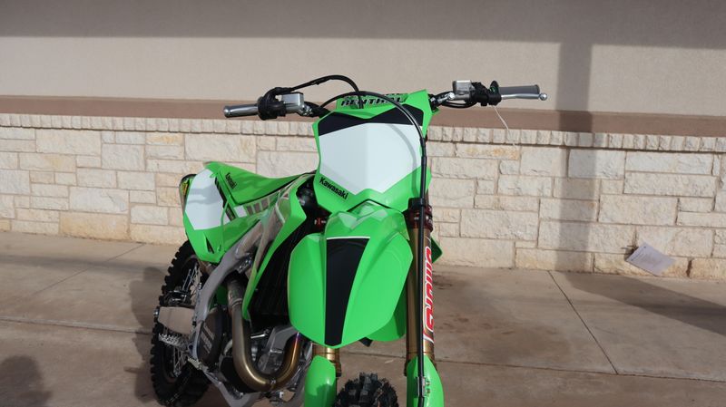 2025 Kawasaki KX450SR LIME GREEN Image 4